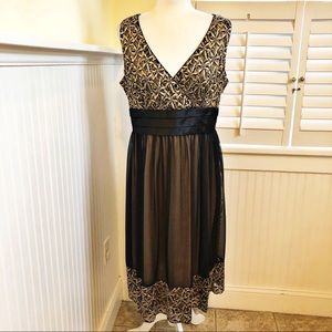 R&M Richards NWT Black & Gold Lace Cocktail Dress